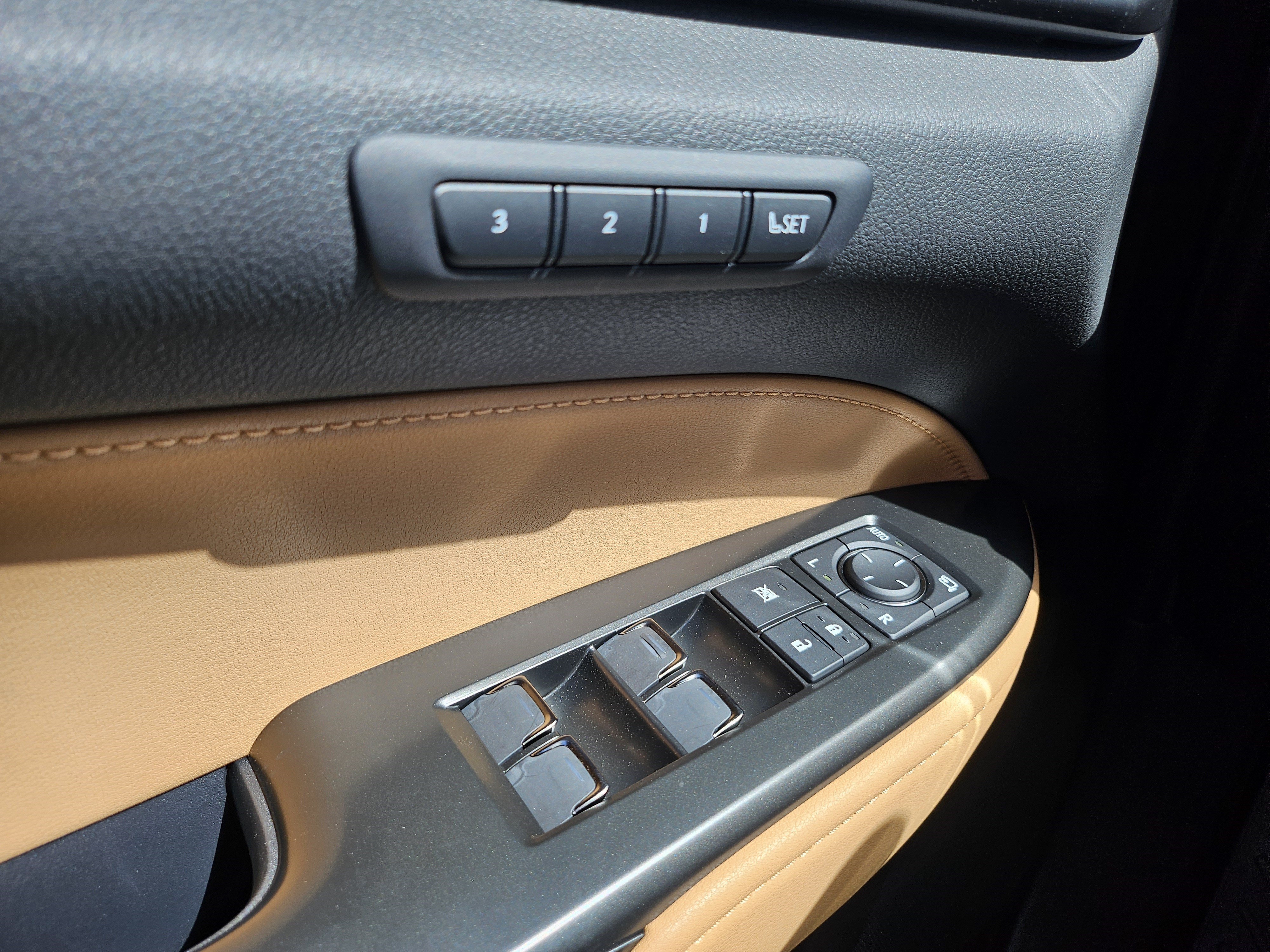 New 2026 Caviar Lexus PREMIUM PLUS AWD image 15