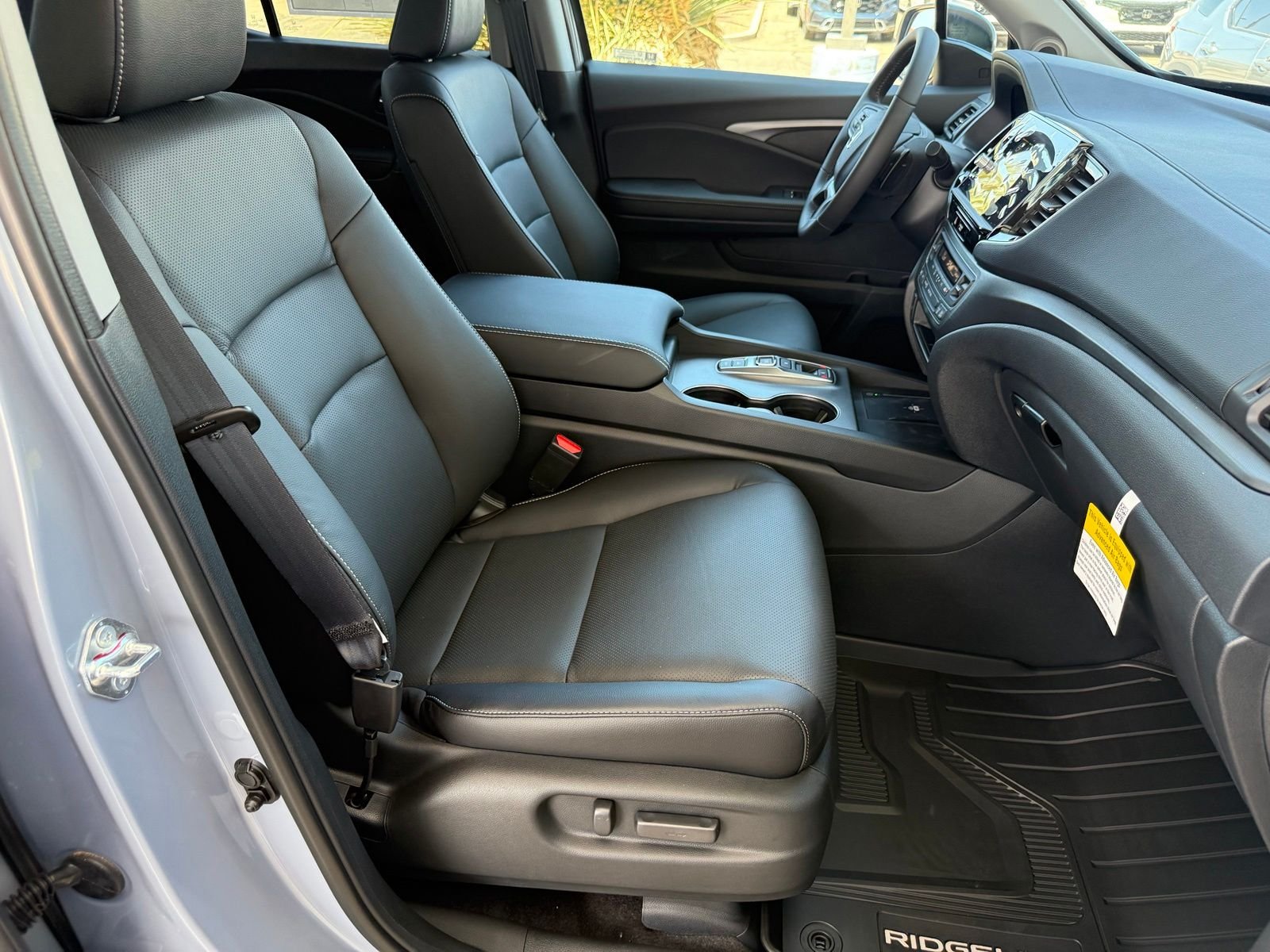 New 2026 Sonic Gray Pearl Honda RTL image 33