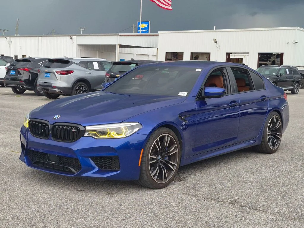 Used 2019 Blue BMW Base image 1