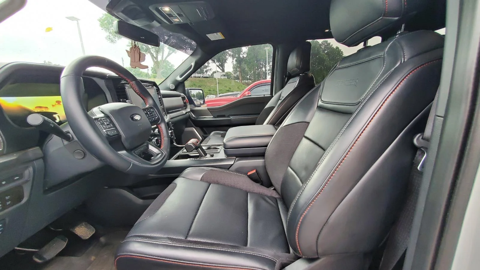 Used 2024 Avalanche Gray Ford Raptor image 3
