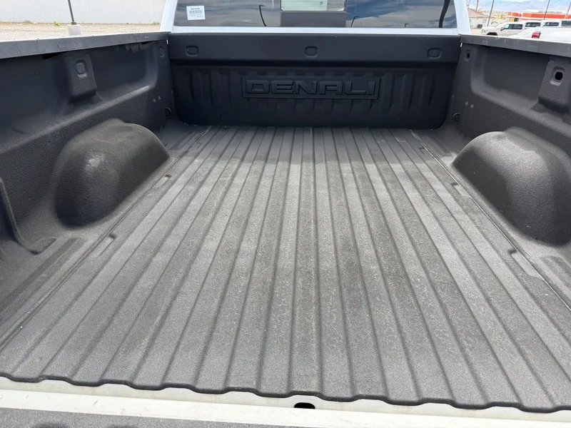 Used 2016 SUMMIT WHITE GMC Denali image 24