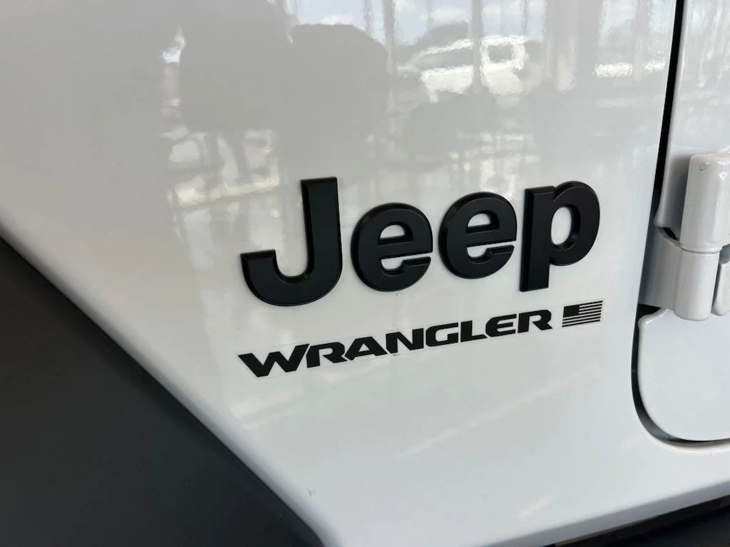 New 2026 Bright White Clearcoat Jeep Sport image 25
