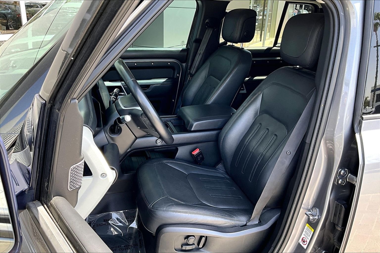 Used 2020 Gray Land Rover HSE image 25