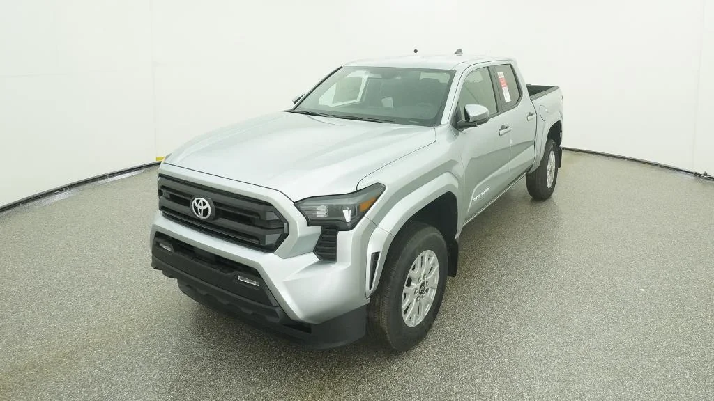 2026 Toyota Tacoma SR5 - Photo 15