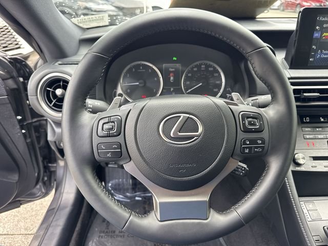 2024 Lexus RC 300 - Photo 14