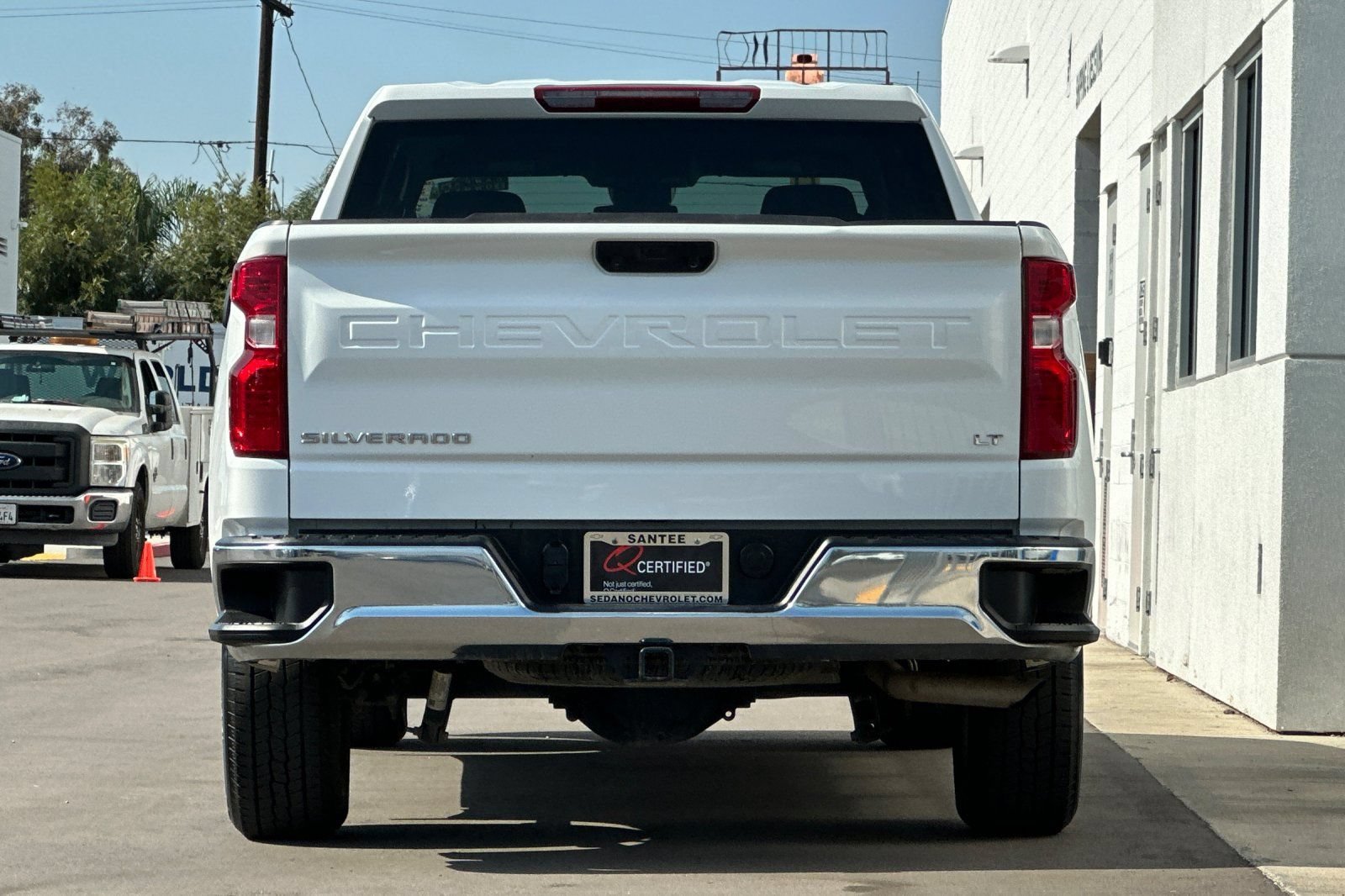 Used 2025 Summit White Chevrolet LT image 5