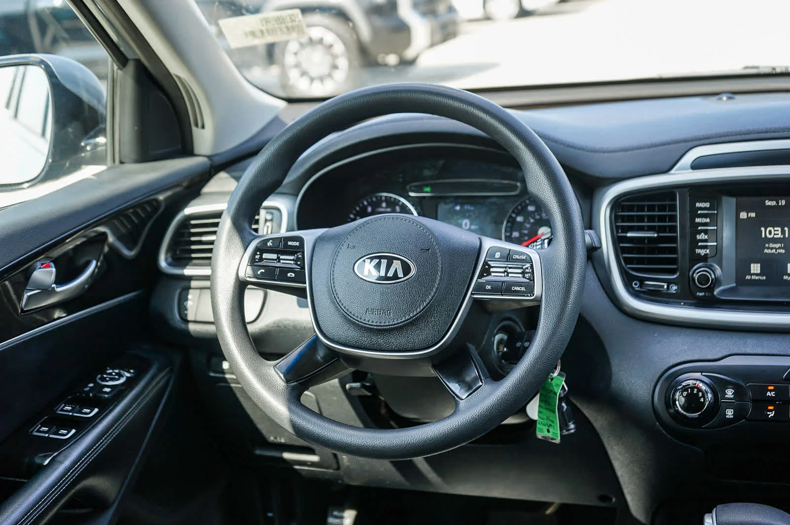 Used 2020 Everlasting Silver Kia LX V6 image 14