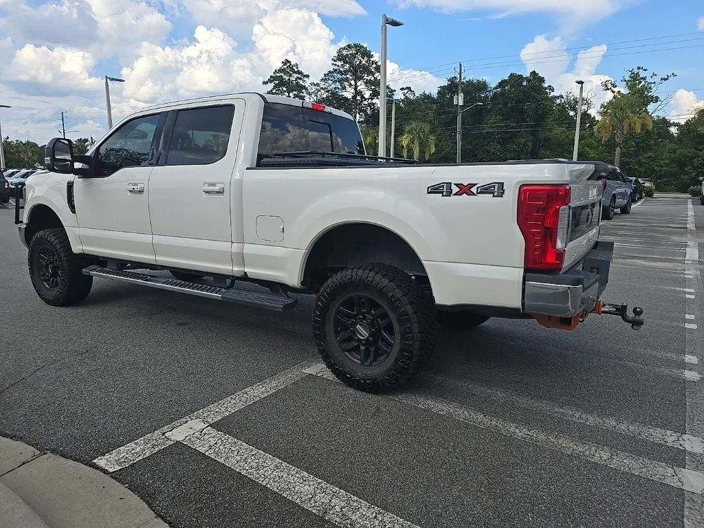 Used 2019 White Ford Lariat image 6