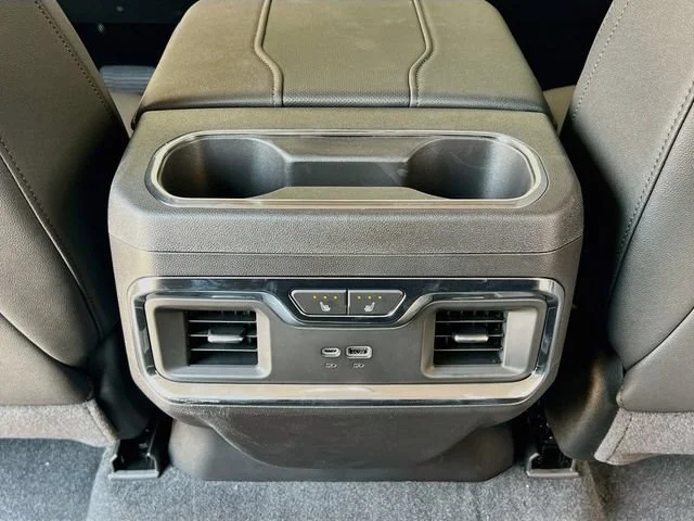 2026 GMC Sierra 1500 SLT - Photo 18