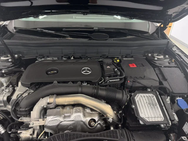 New 2026  Mercedes-Benz GLB 250 image 15