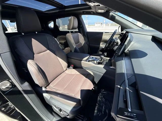 Used 2025 Black Lexus 450h+ Luxury image 26