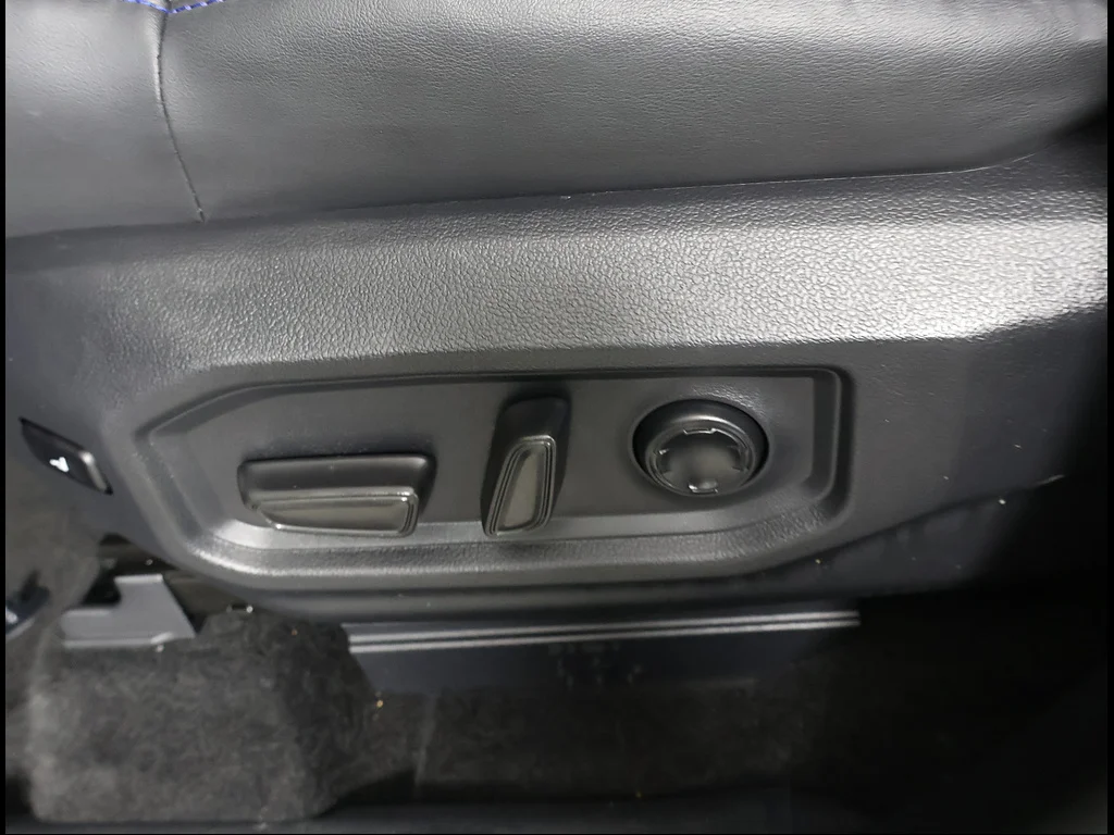 Used 2024 GRAY Toyota Platinum image 11