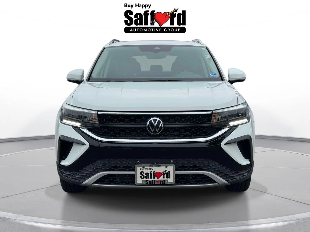 Used 2023 White Volkswagen 1.5T SE image 8