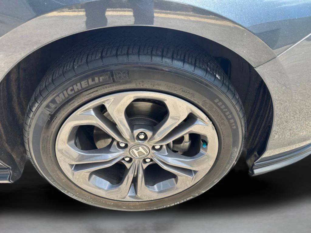 Used 2024 Gray Honda EX image 37