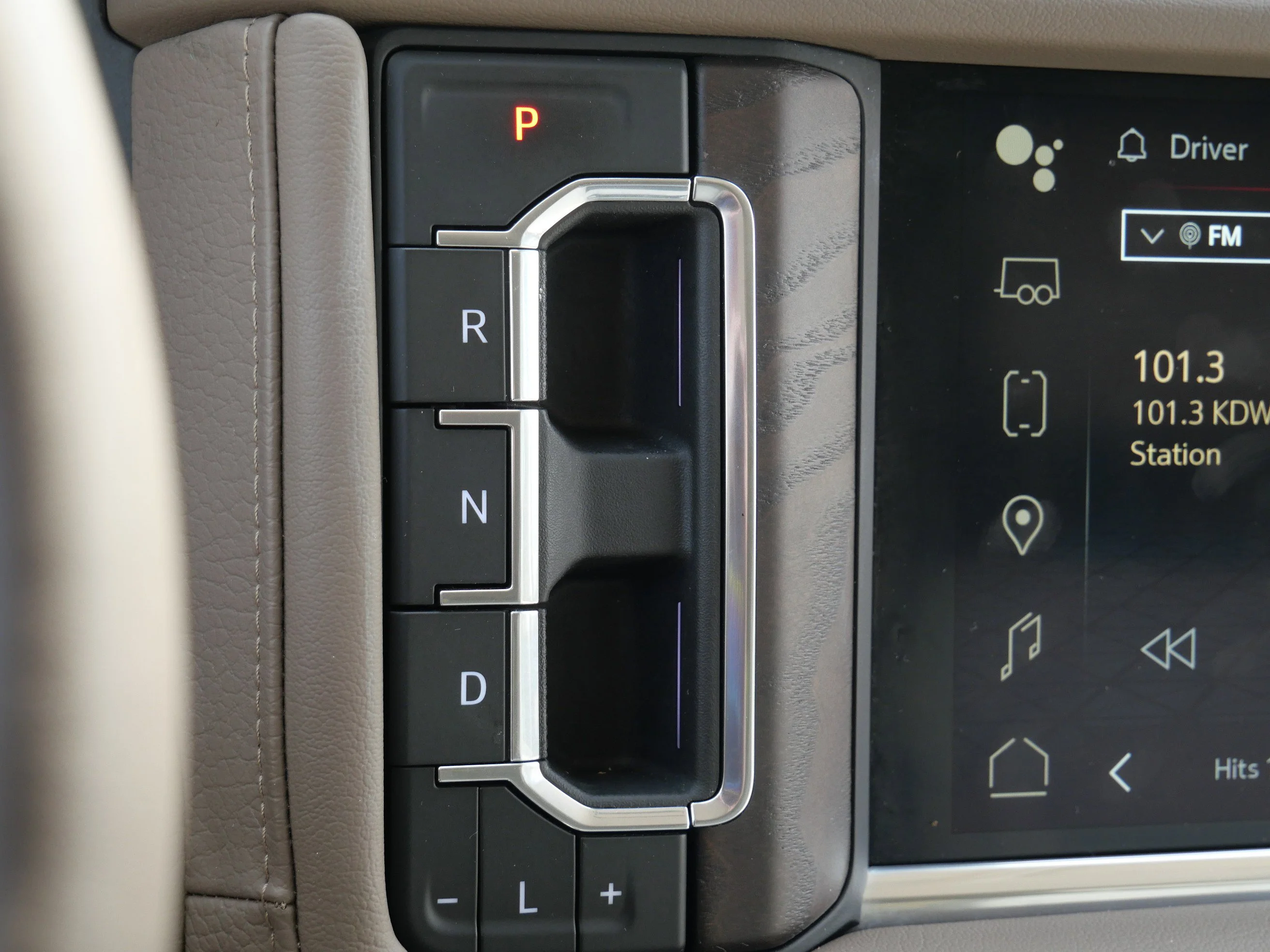 2024 GMC Yukon XL Denali - Photo 21