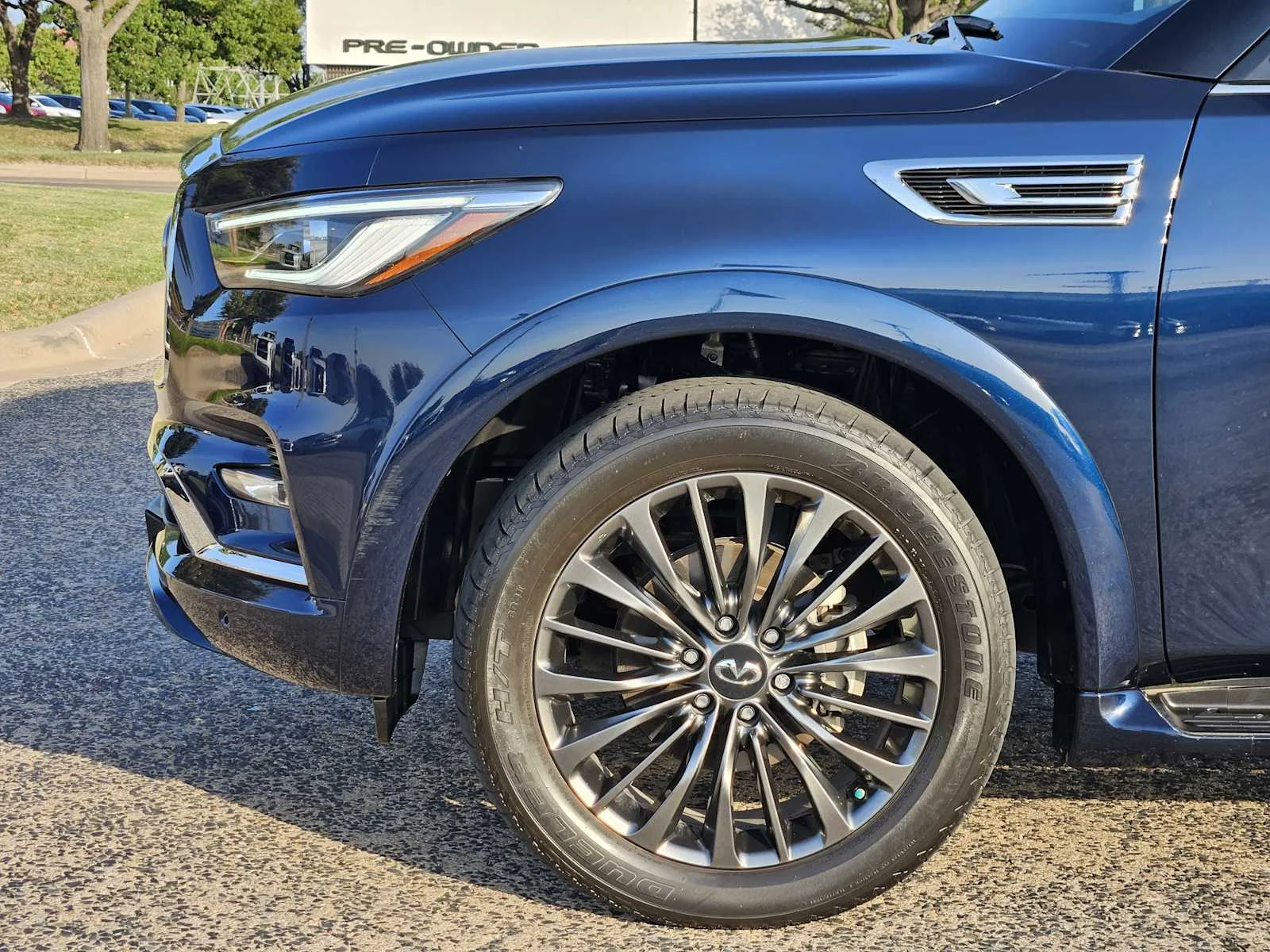 Used 2023 Hermosa Blue INFINITI SENSORY image 9