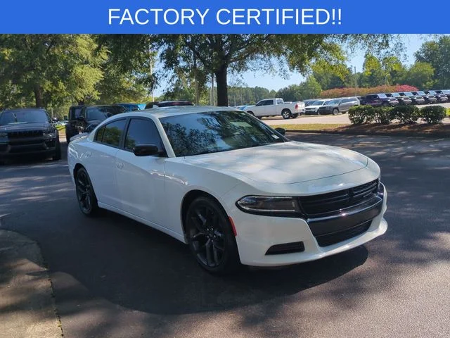 Used 2023 White Dodge SXT image 7