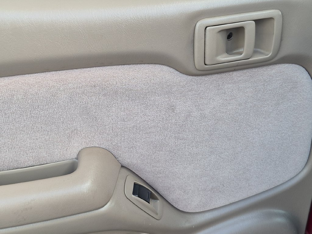 Used 2004 Impulse Red Pearl Toyota PreRunner image 18