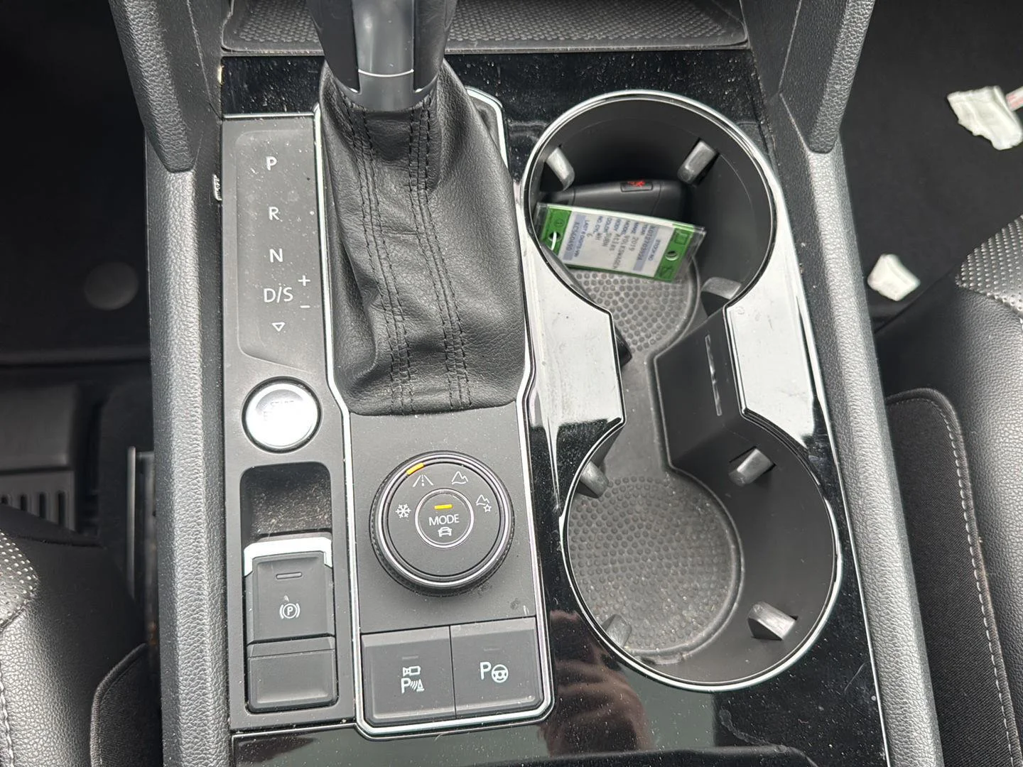 Used 2019 Wh Volkswagen  image 22