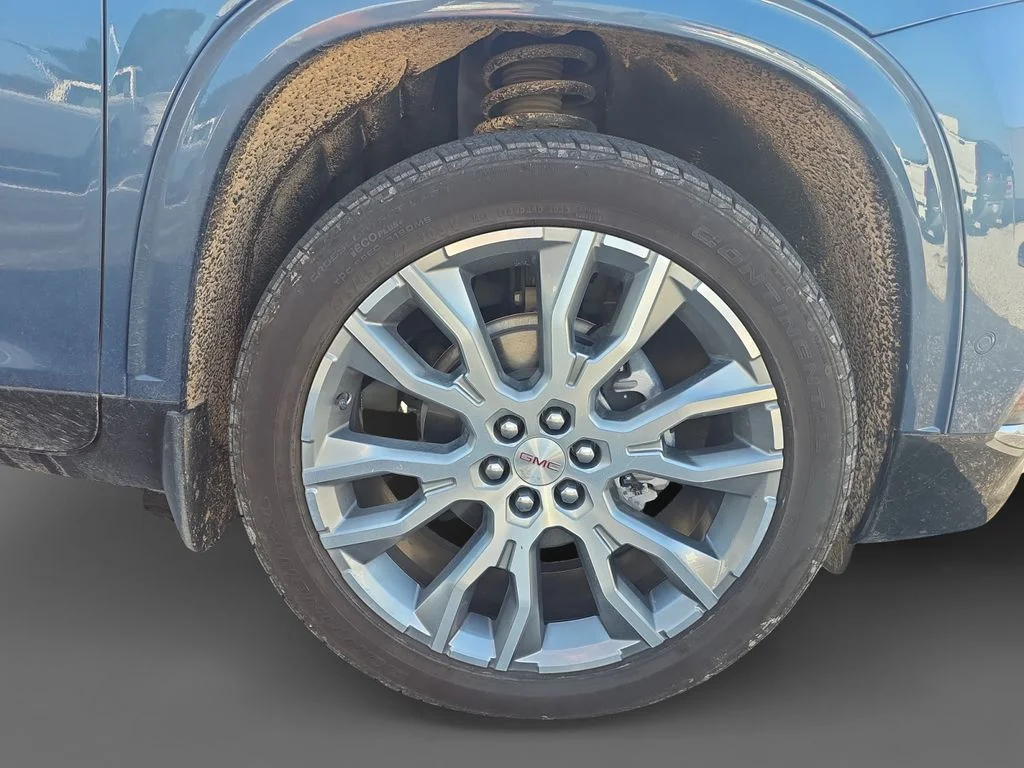 Used 2025 Blue GMC Denali image 10