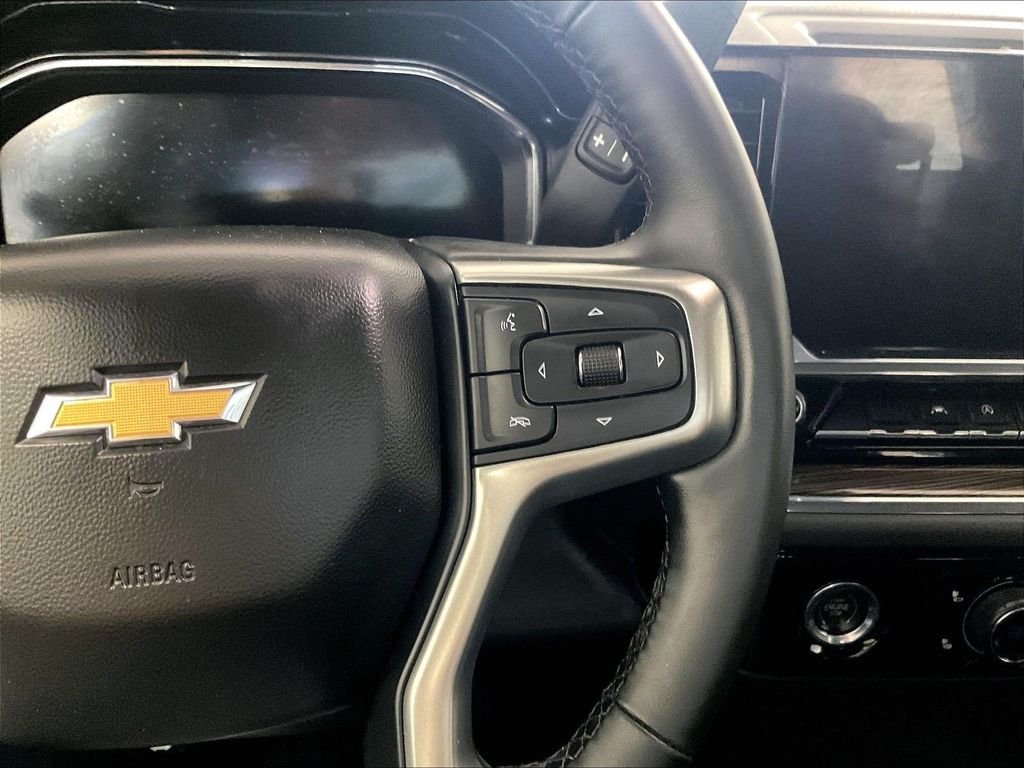 Used 2023 Blue Chevrolet LT image 23