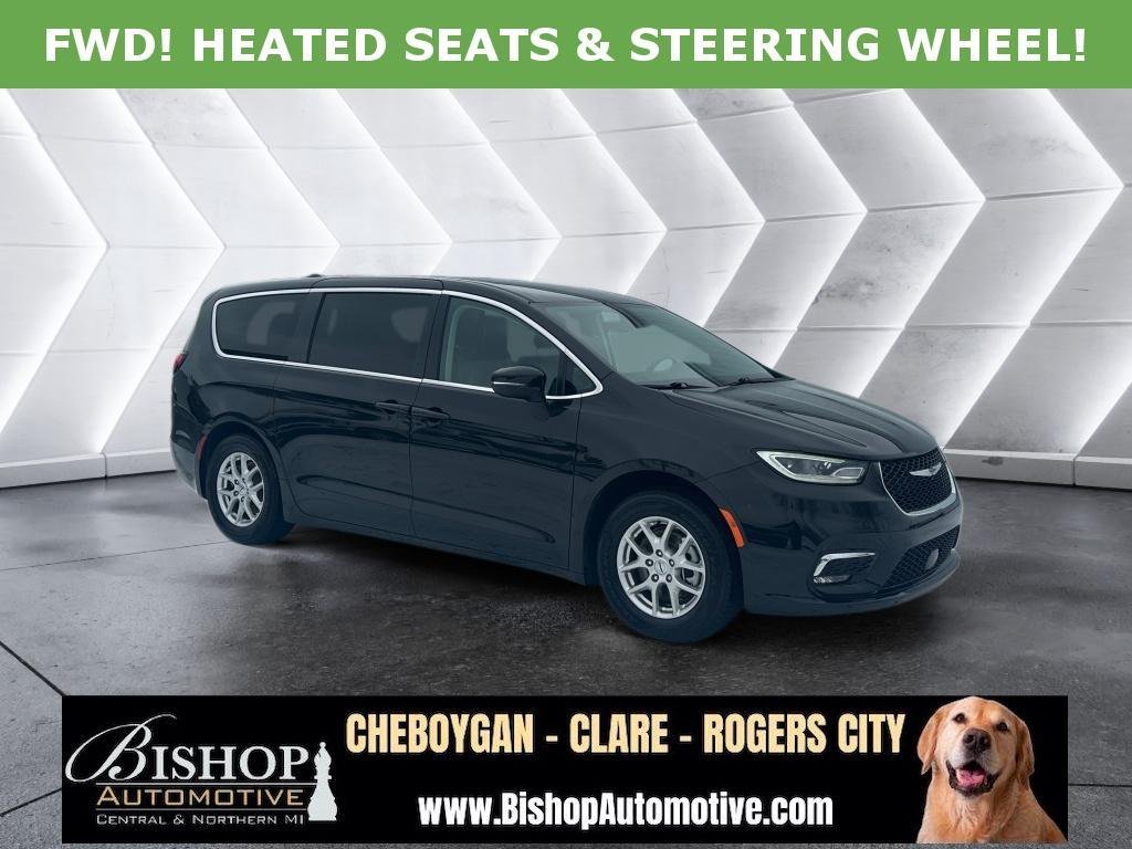 Pre-Owned 2023 Chrysler Pacifica Touring L