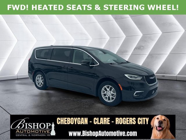 Pre-Owned 2023 Chrysler Pacifica Touring L