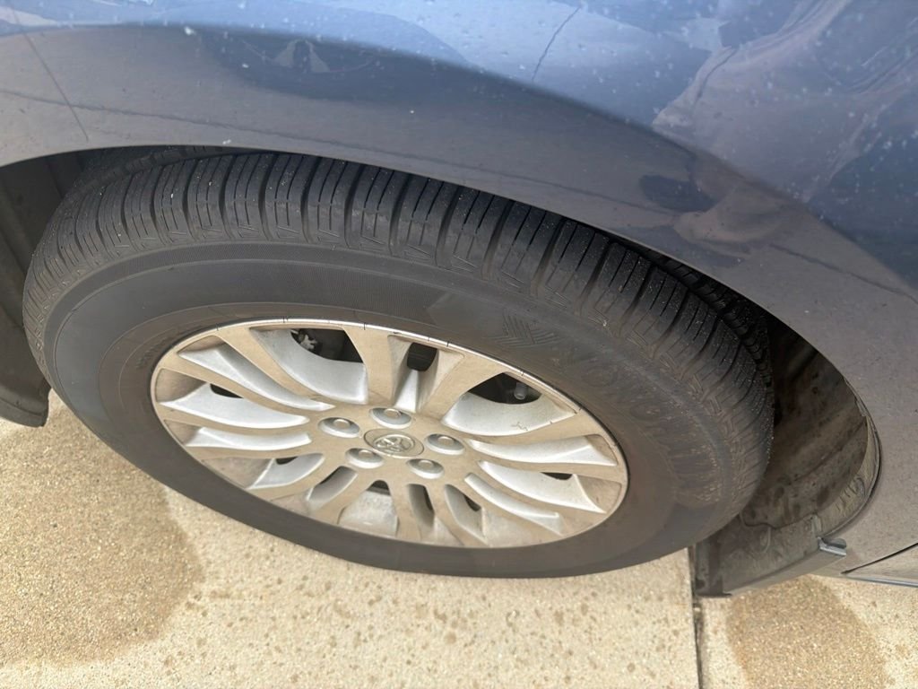 Used 2016 Blue Toyota XLE image 17