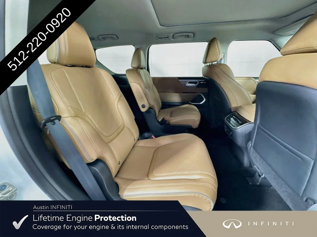 New 2027 White INFINITI LUXE image 37