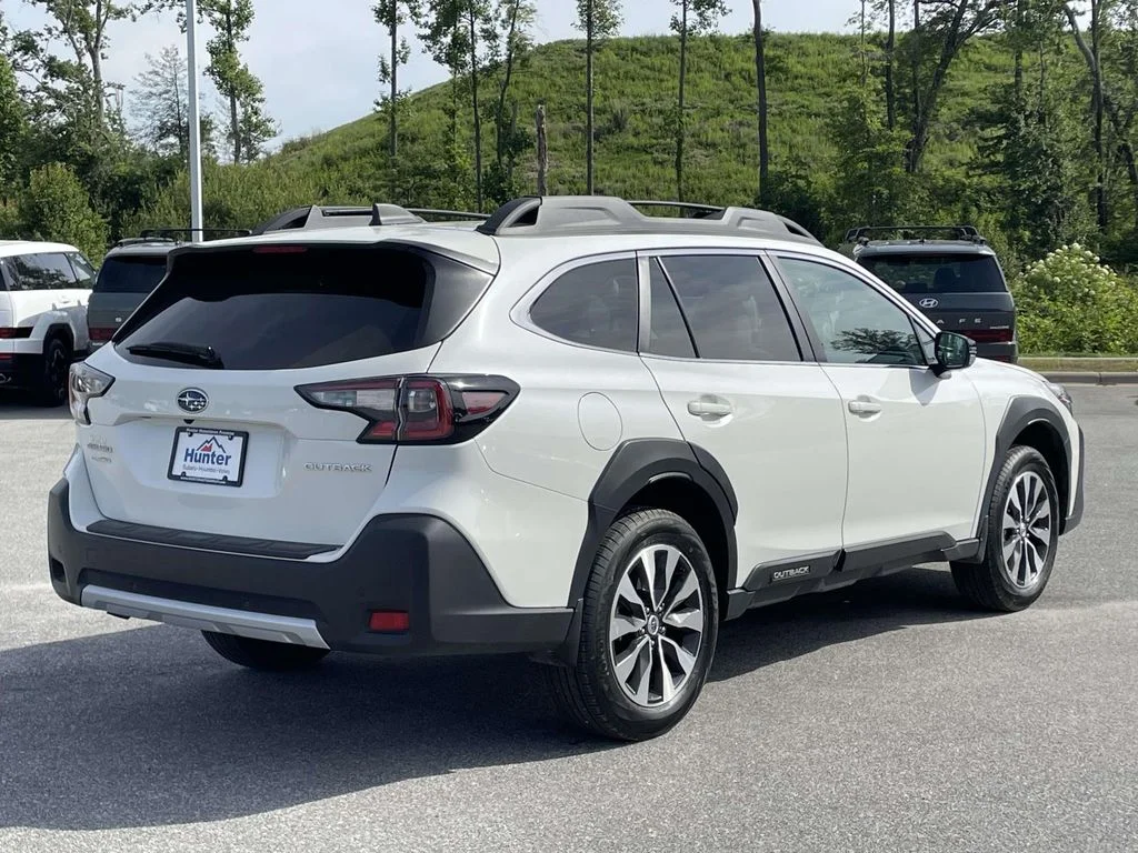 2025 Subaru Outback Limited - Photo 27