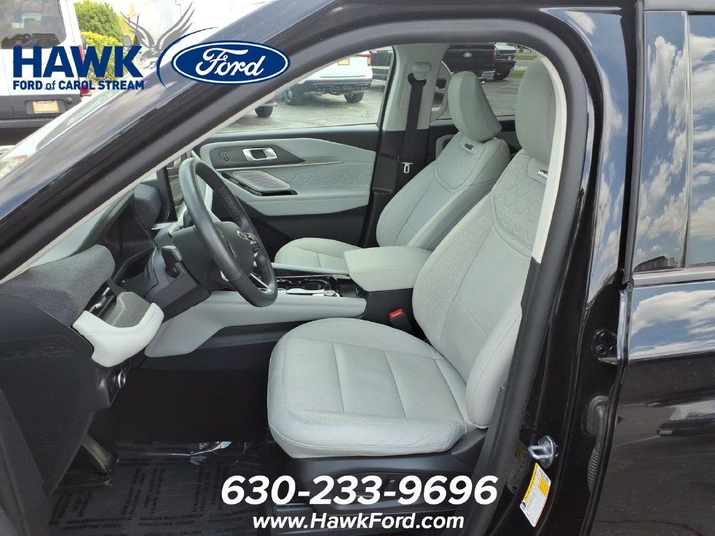 Certified Used 2025 Black Ford Platinum image 23
