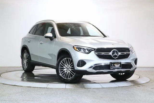 2025 Mercedes-Benz GLC