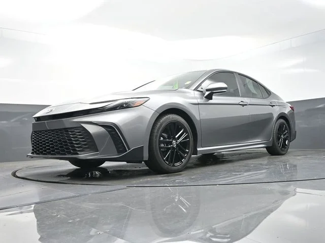 Used 2026  Toyota SE image 34