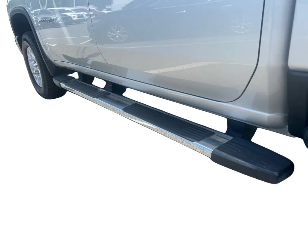 Used 2022 Silver Ice Metallic Chevrolet LTZ image 18