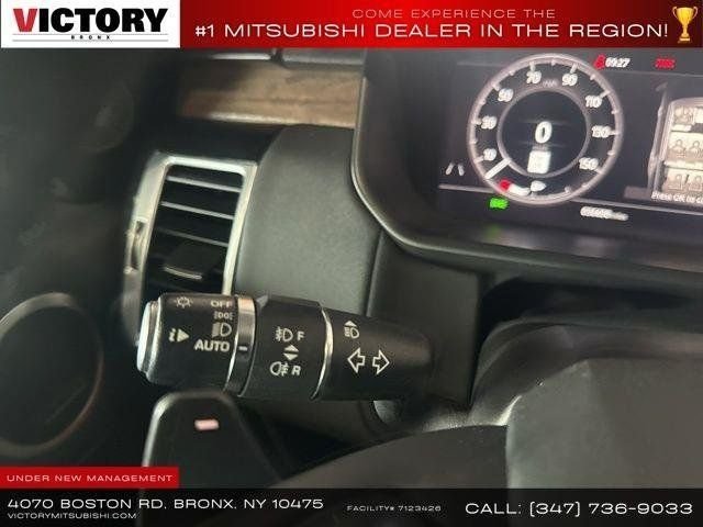 Used 2018 Gray Land Rover HSE image 43