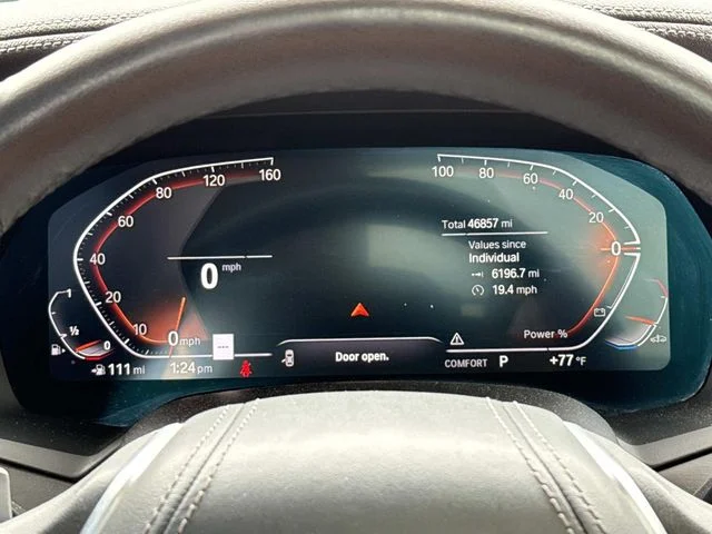 Used 2022 Black BMW xDrive40i image 24