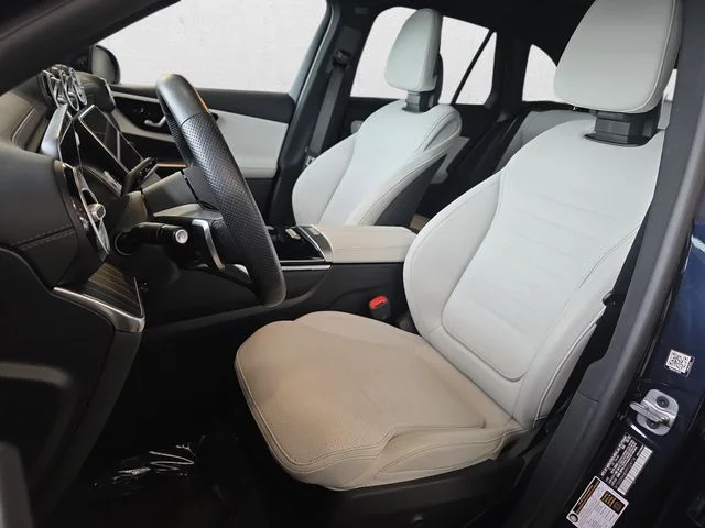 Used 2023 Starling Blue Metallic Mercedes-Benz GLC 300 image 15