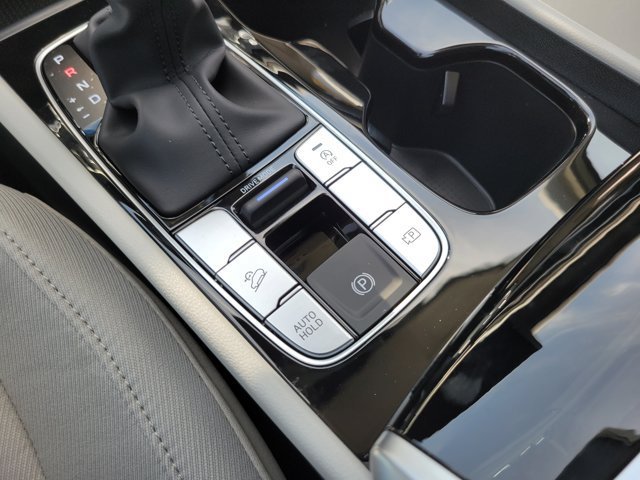 New 2026 Silver Hyundai SEL Plus FWD image 17
