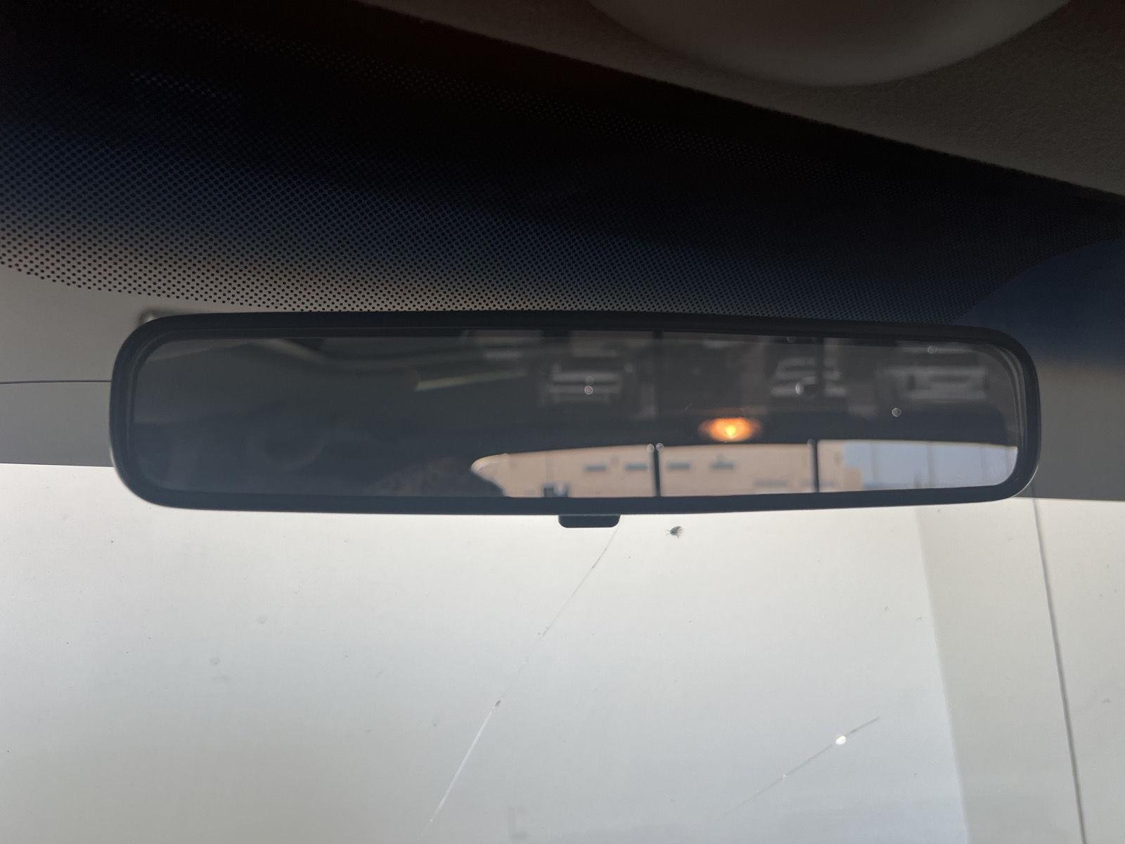 Used 2004 Gray Ford XL image 21