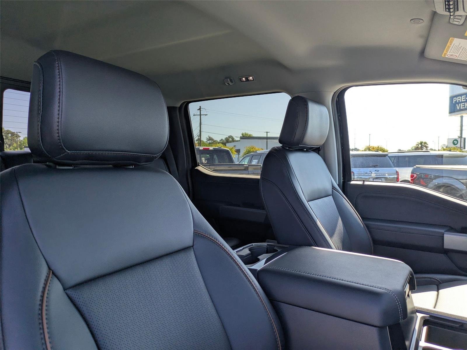 New 2026 Agate Black Metallic Ford F-250® Lariat® image 35