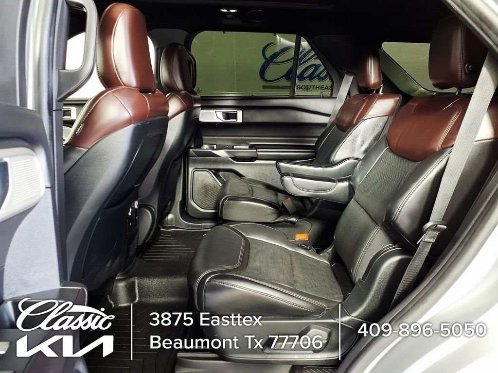 Used 2020 Silver Ford Platinum image 8