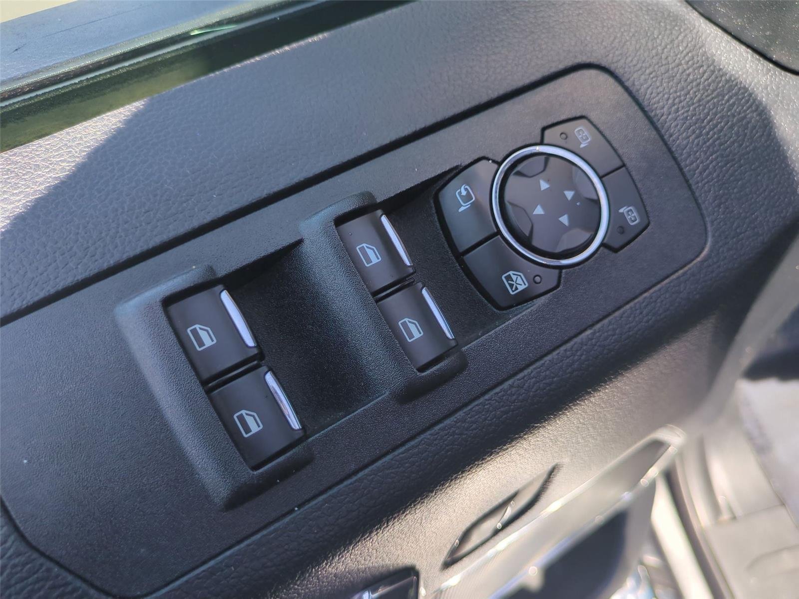 Used 2019 Abyss Gray Metallic Ford LARIAT image 29