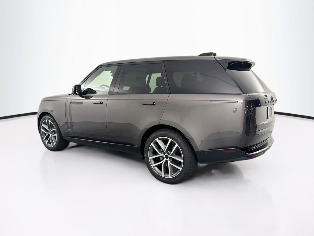 New 2026 Charente Grey Land Rover SE image 7