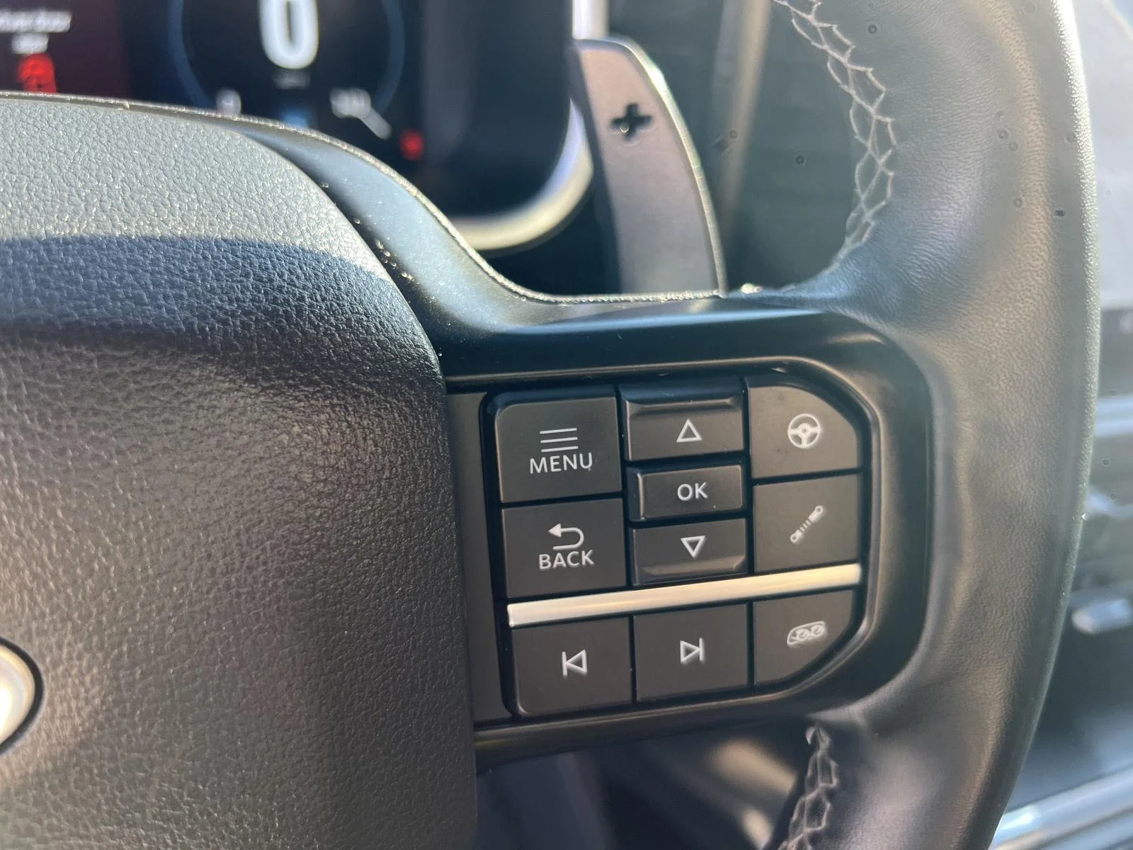 2022 Ford F-150 Raptor - Photo 22