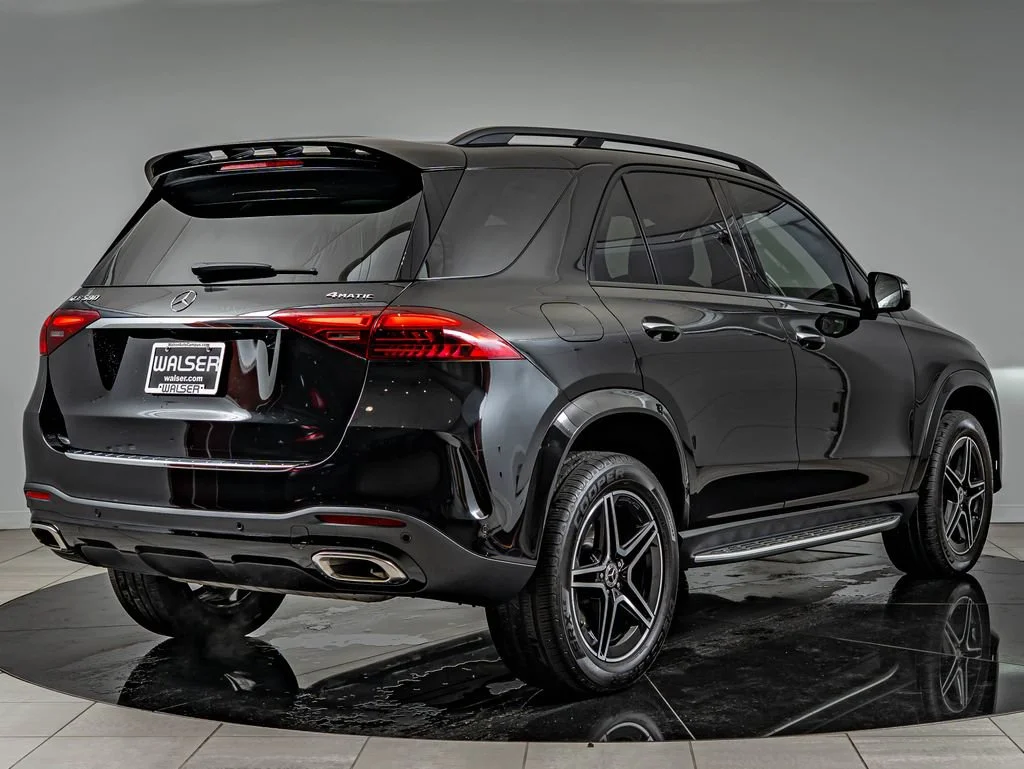 Certified Used 2025 Obsidian Black Mercedes-Benz GLE 580 image 5