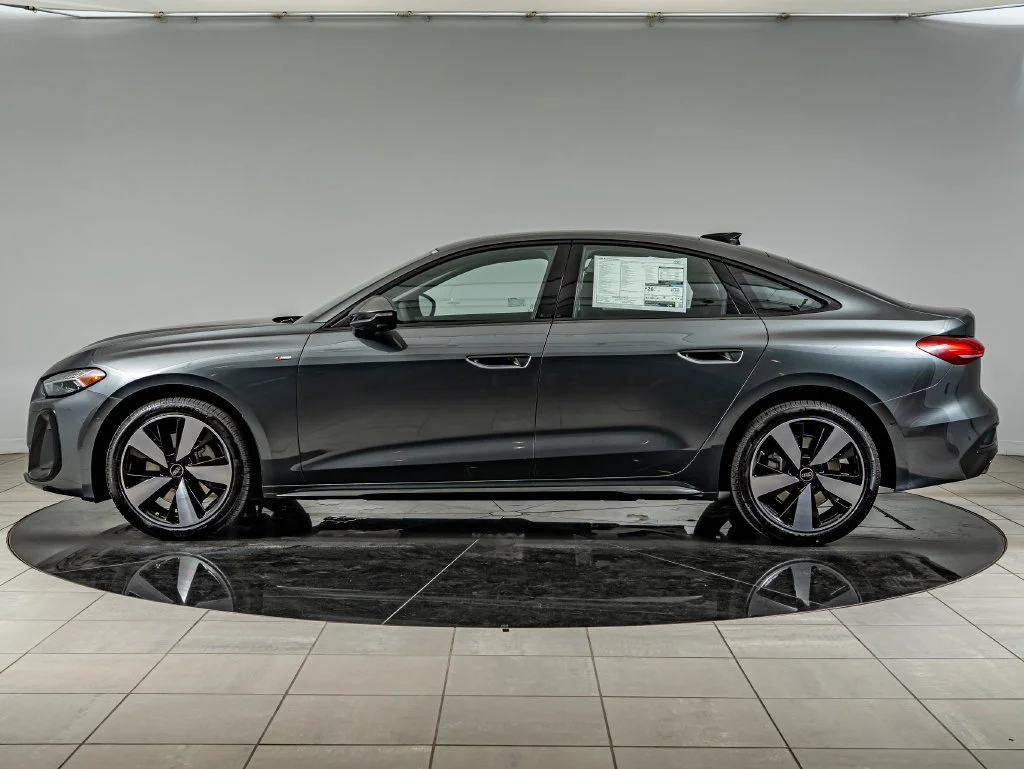 2026 Audi A5 Premium Plus - Photo 8