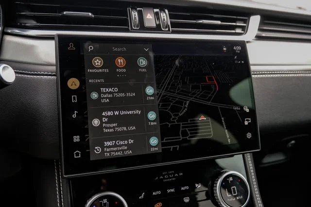2026 Jaguar F-Pace R-Dynamic S - Photo 25