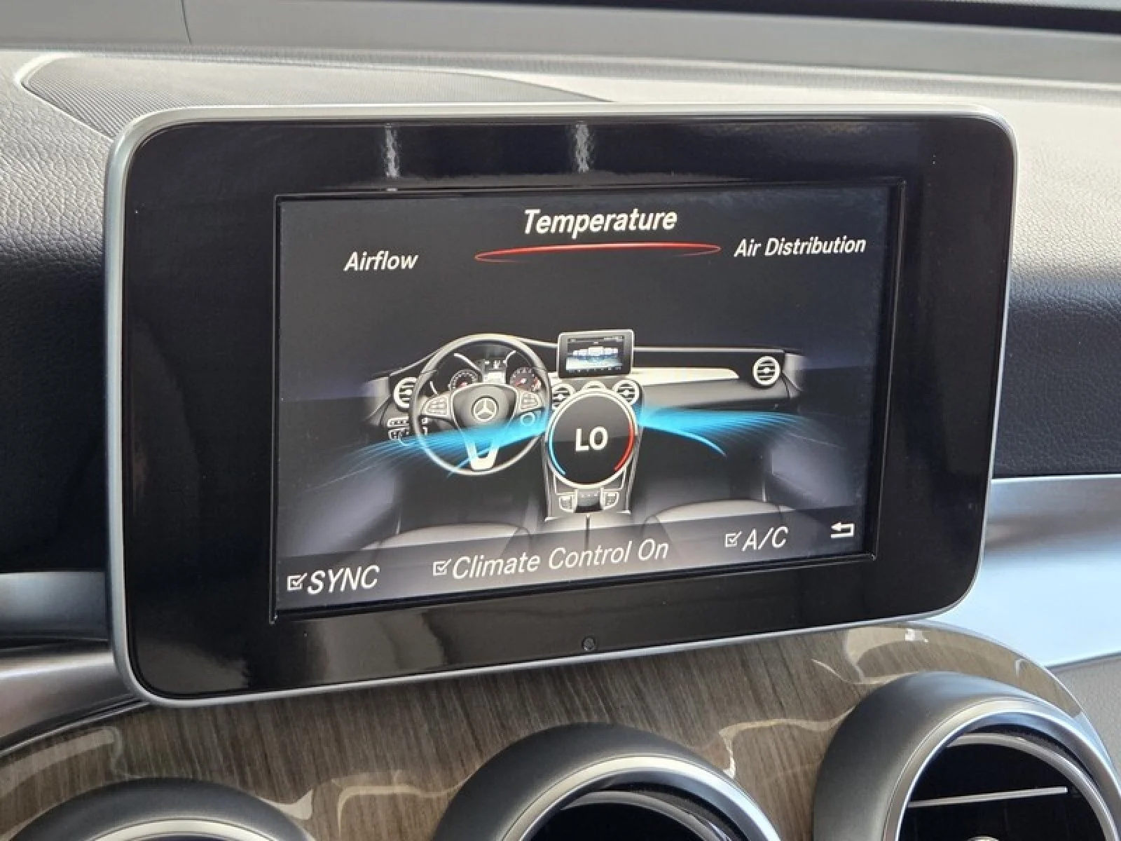 Used 2018 Black Mercedes-Benz GLC 300 image 30