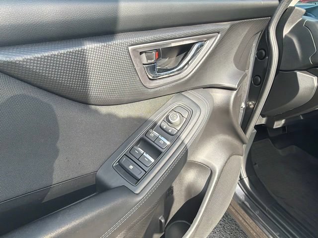 Used 2020 Magnetite Gray Metallic Subaru Premium image 20