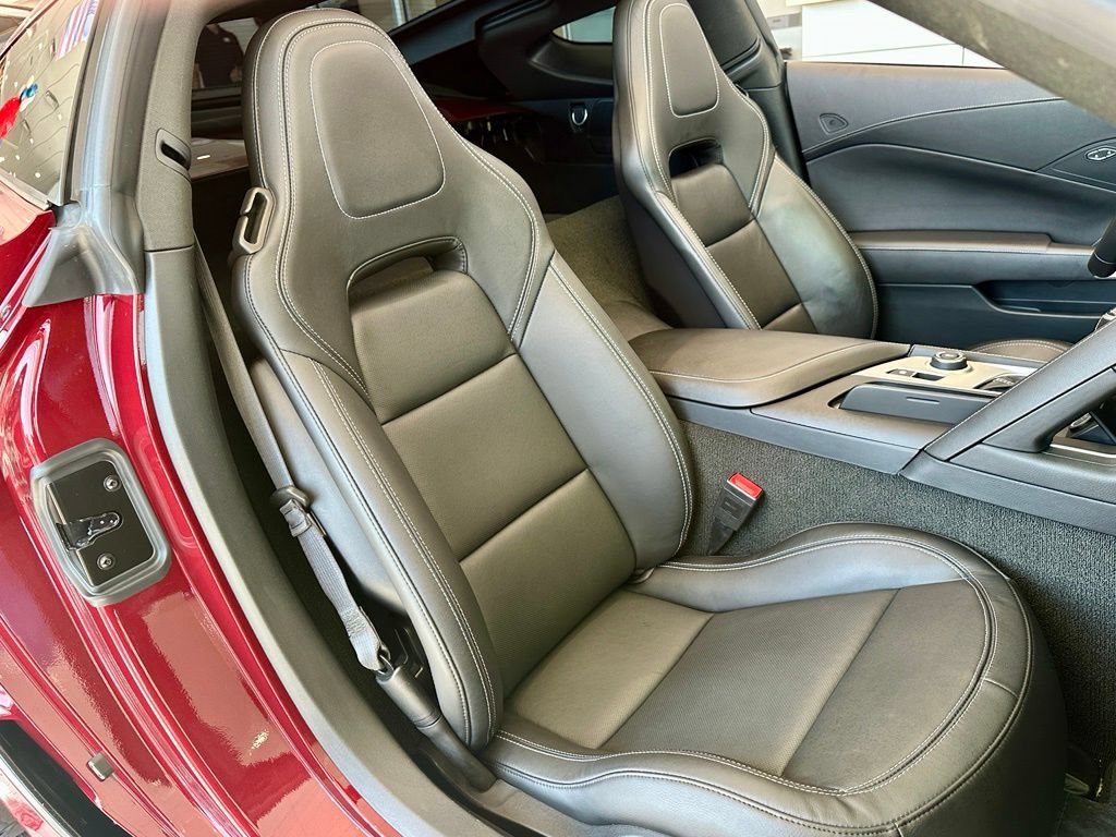 Used 2018 LONG BEACH RED METALLIC TINTCOAT Chevrolet Z06 1LZ image 20